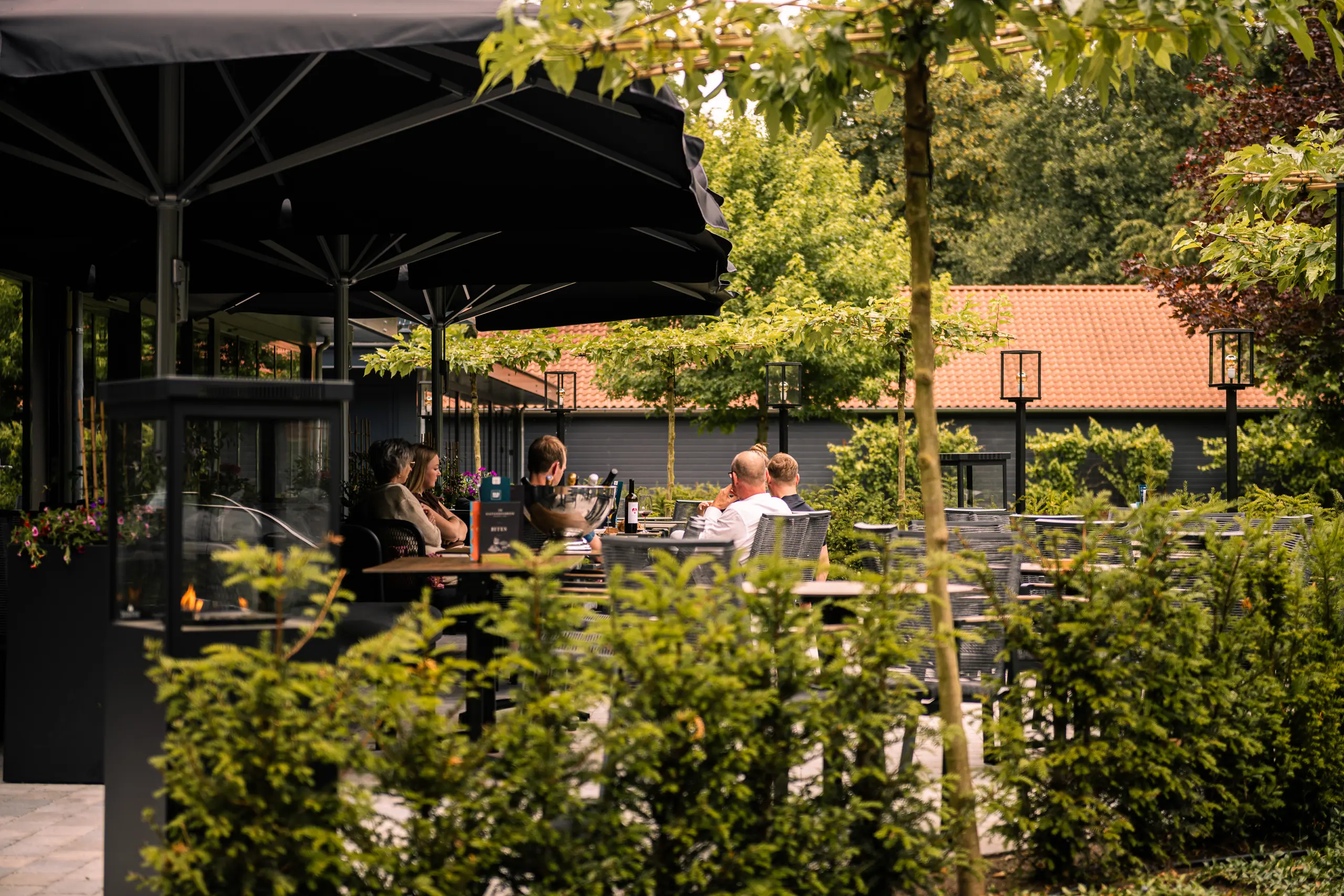 Restaurant mit Terrasse